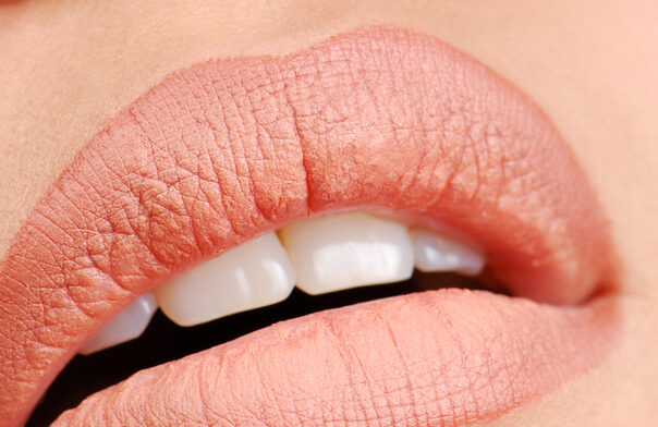 micropigmentación labios mal hecha