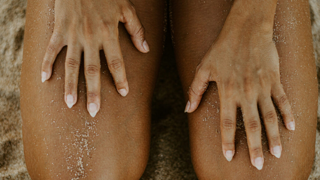 como funcionan los autobronceadores y como aplicarlos