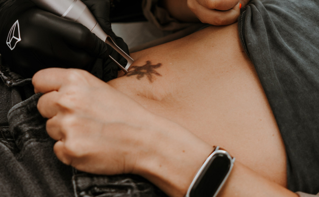 atenuar sombras en tatuajes